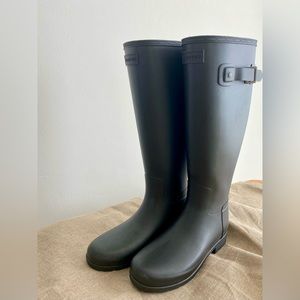 Hunter Original Refined Wide Calf Rain Boot Matte Black US 6 / EUR 37